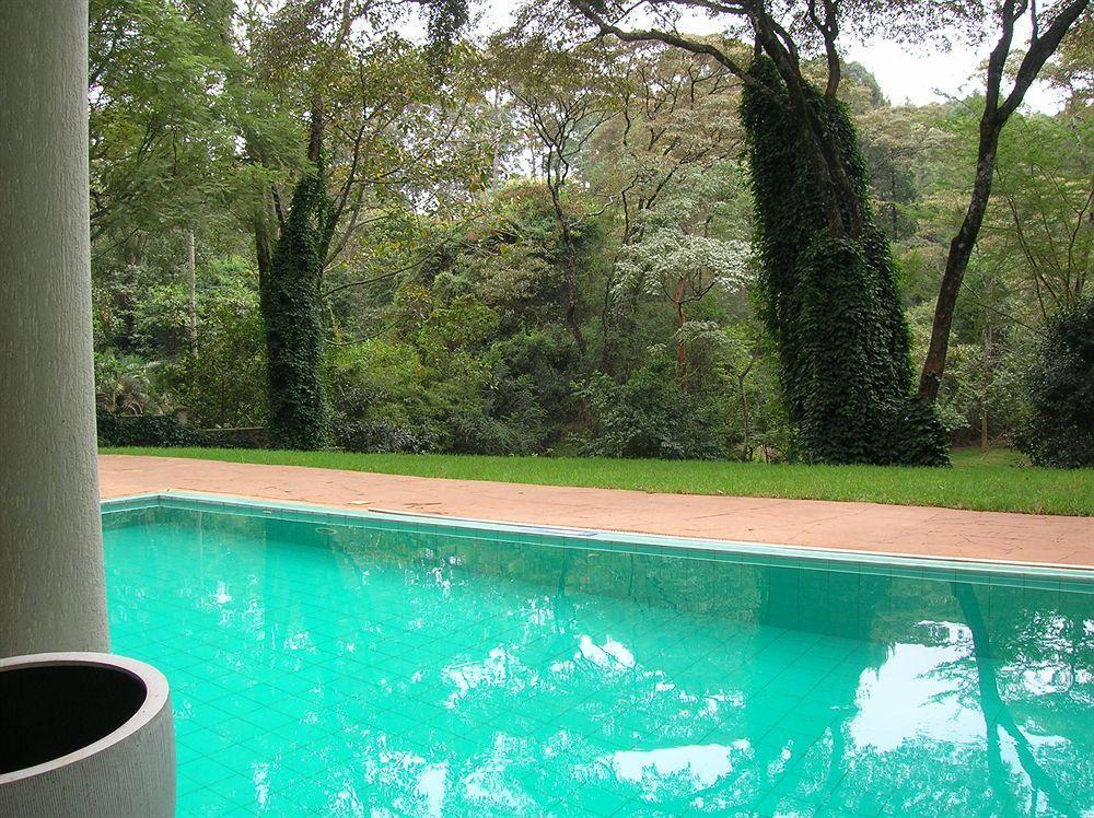 West Wood Hotel Nairobi Buitenkant foto