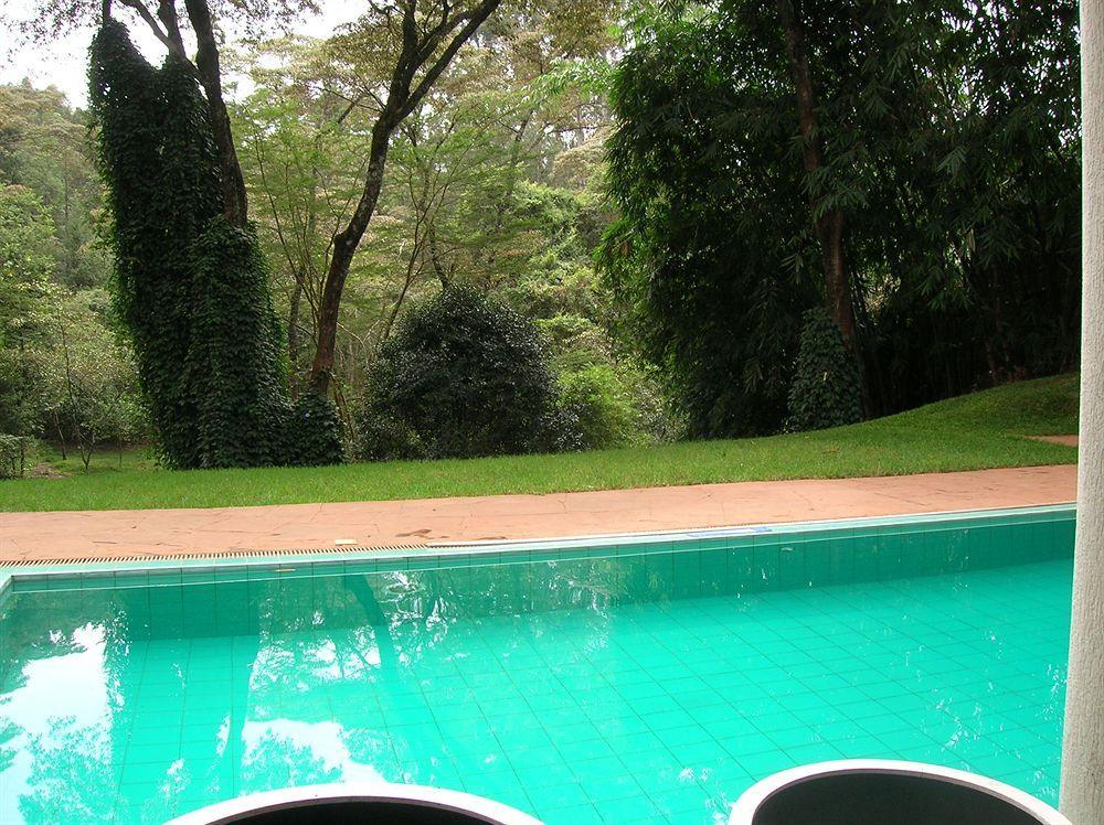 West Wood Hotel Nairobi Buitenkant foto