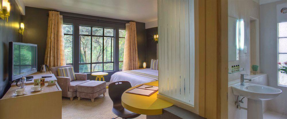 West Wood Hotel Nairobi Buitenkant foto
